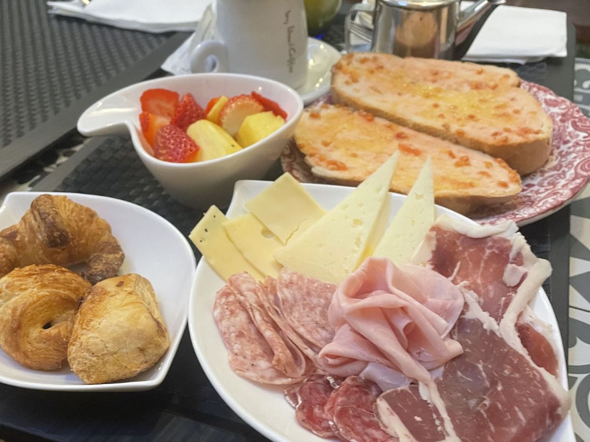 desayuno-continental-savoga